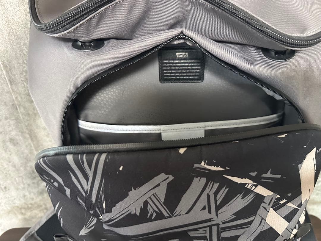 Grey/Black Abstract Pattern Backpack - image 10