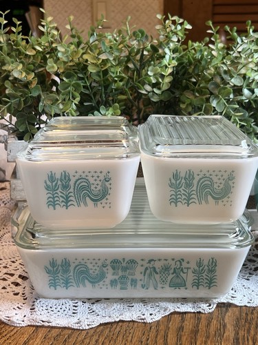 Vintage PYREX AMISH BUTTERPRINT 8 Pc REFRIGERATOR Set Turquoise
