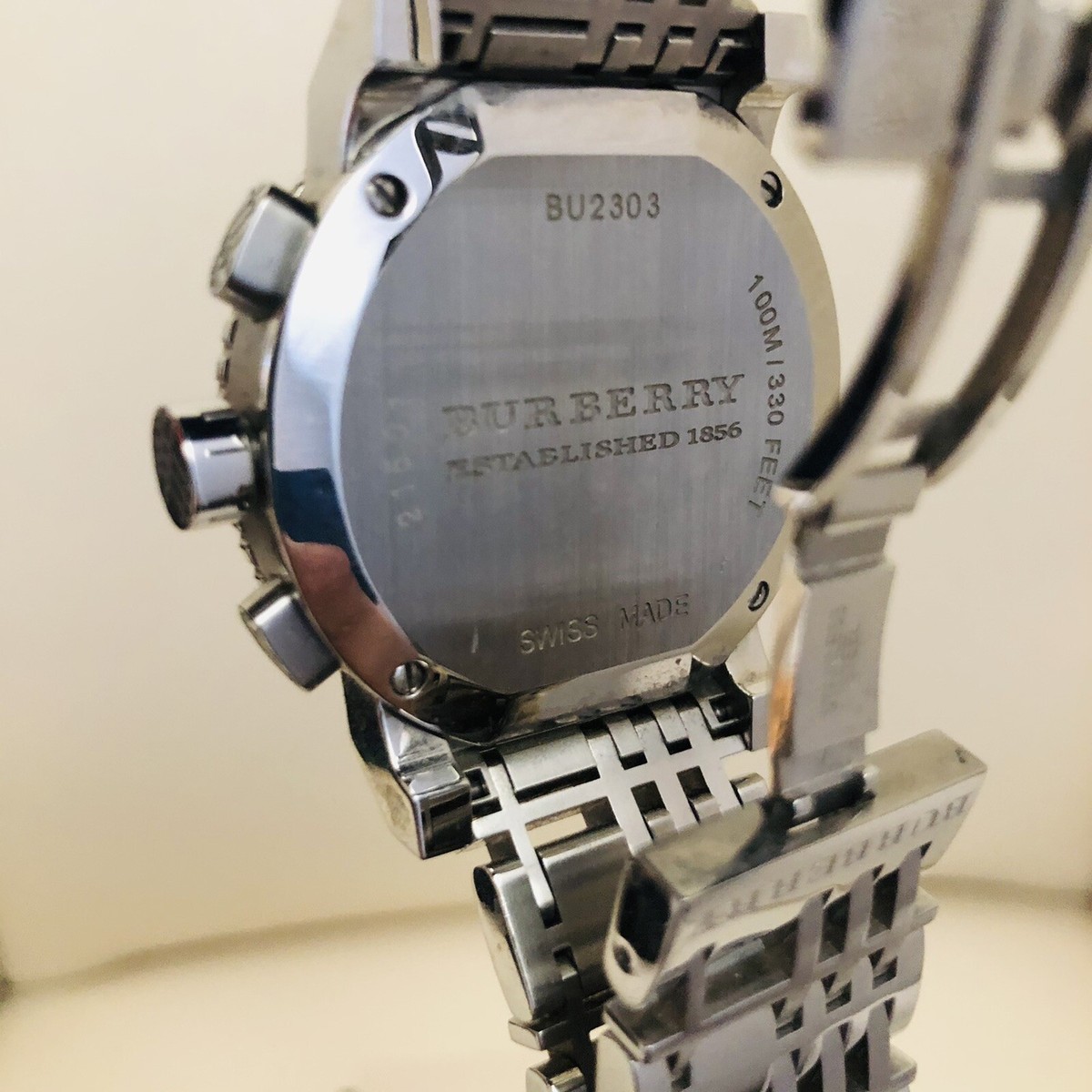 【麺 さま専用】Burberry シルバー 時計【アメリカの正規店で購入】 NEW-BURBERRY SILVER TONE+BLACK LEATHER+NOVA CHECK SIGNATURE