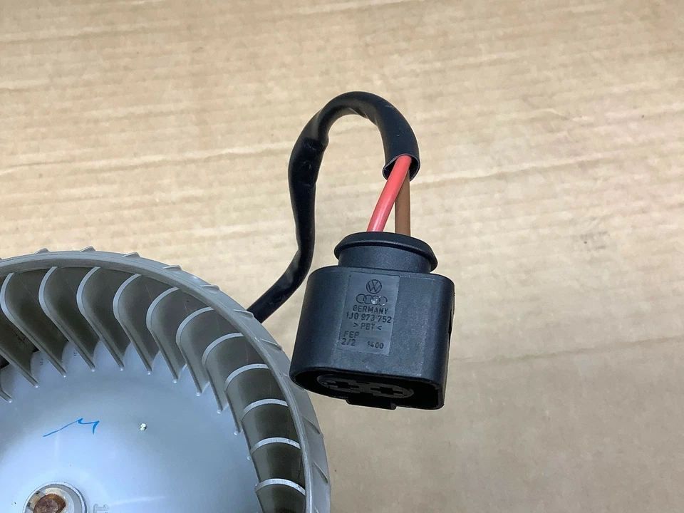 2006 AUDI A8 QUATTRO 4.2L CALENTADOR DE AIRE ACONDICIONADO A/C VENTILADOR DE MOTOR DE SOPLADOR DE CA OEM+ Foto 3 de 4