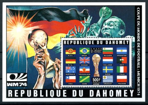 Benin Dahomey 1974 Munich Coupe du Monde FOOTBALL Michel 571 Block 23 A perf - Foto 1 di 1