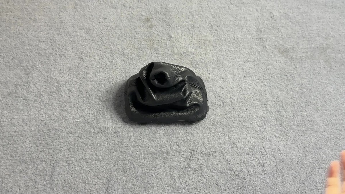 For 09-13 Kia Forte Koup Car Gear Shift Knob Leather Boots A/T