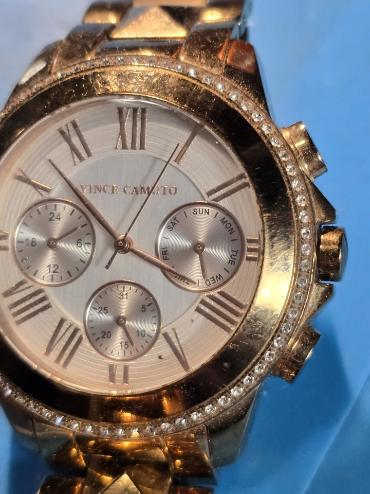 Relógio feminino Vince Camuto VC 5156 PL ouro rosa  - Imagem 4 de 4