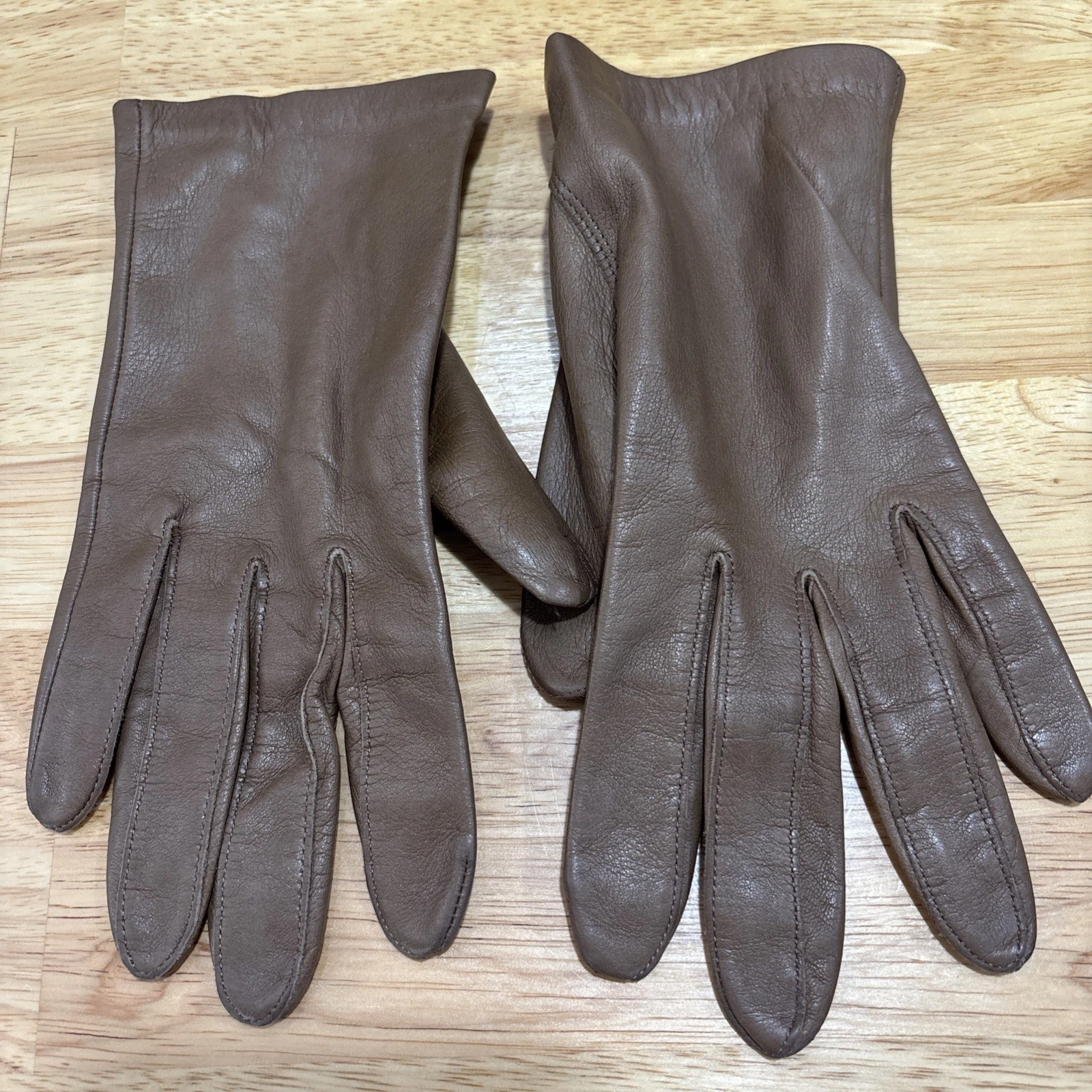 Grandoe Brown Leather Gloves - Sz 8 VTG