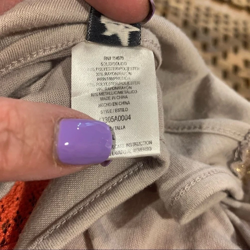 Ransom Tank Top in Abstract Striped Pattern, Sz. Large - Image 3 of 4