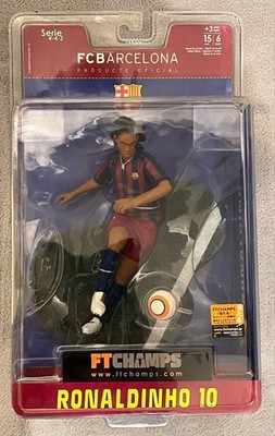 FT Champs Ronaldinho Set of 2 Soccer Action Pose Figure 6