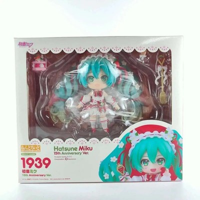 HATSUNE MIKU 15th Anniversary 1939 ねんどろ Nendoroid 1939 15th Anniversary Strawberry Hatsune Miku Figure