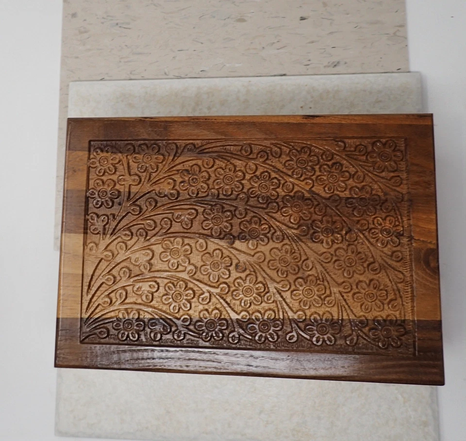 Hand Carved Nesting Boxes Set of 4 Floral Jewelry Box - Slide Open on the Bottom - Image 3 of 4