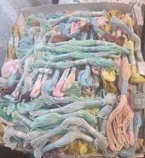 330 Fili Matassine Da Ricamo Da 8M Silf Butterfly  Mouliné Assortiti Nei Colori 