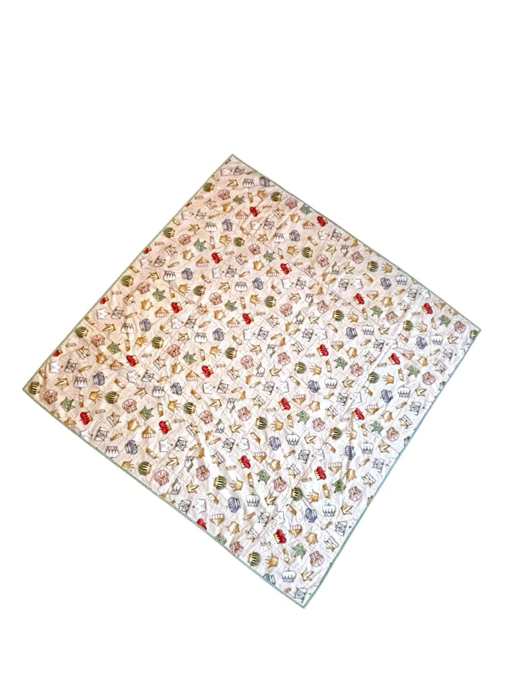 Edredón de Colección Hecho a Mano Noticias y Cuentos 56x56 Reversible Corona Impresión Difícil de Encontrar Fábulas Foto 3 de 4