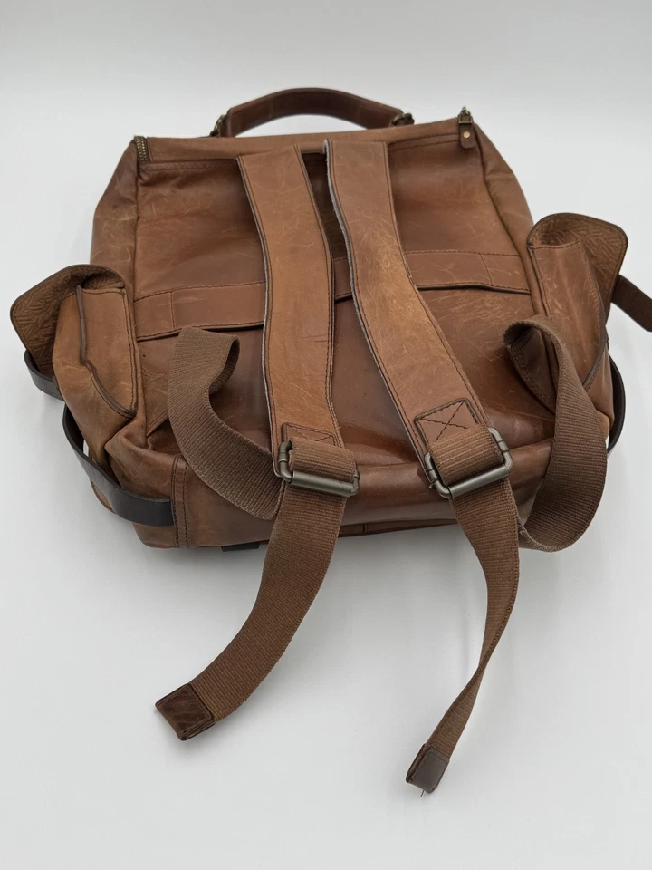 Mochila de couro Velez Top Grain - Bolsa para laptop 15,6 polegadas - LEIA alguns danos - Imagem 4 de 4