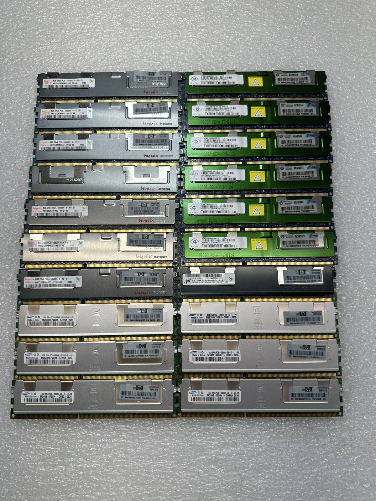 Foto 1 di 10