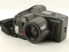 Olympus IZM300 Point Shoot Film Camera 38-105mm 1: 4,5-6 AF Zoom Quartz Date
