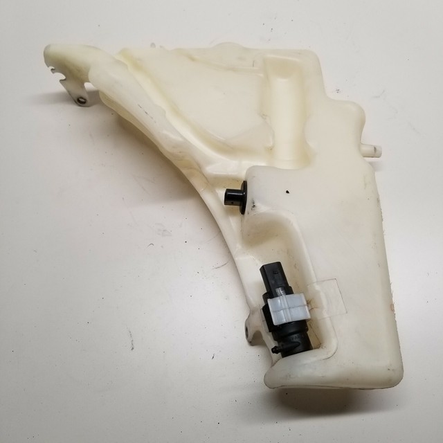 20082017 AUDI A4 A5 S4 S5 RS5 LOWER WINDSHIELD WASHER TANK BOTTLE