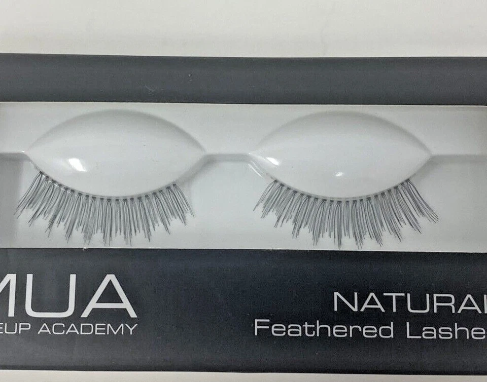 Juegos de 3 pestañas plumadas naturales Mua Makeup Academy Foto 2 de 4