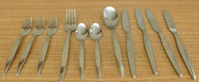 Oneida Comet Flatware Stainless 11 Piece Lot Of Forks Spoons Butter Knives .
