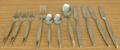 Oneida Comet Flatware Stainless 11 Piece Lot Of Forks Spoons Butter Knives .