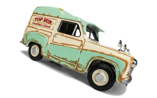 Wallace & Gromit Austin A35 Van Collection Cheese Please Diecast CC80505 Corgi - Picture 9 of 11