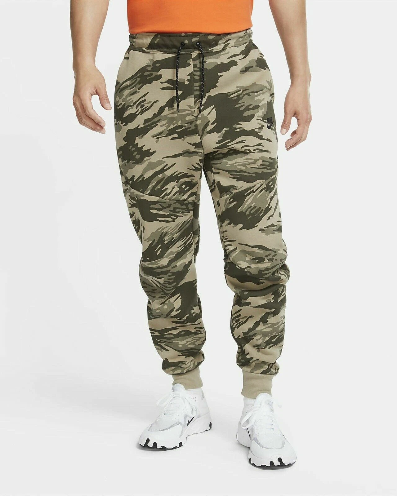 CU4497-342 New with Tag Men's NIKE Sportswear Tech Fleece Camo Jogger Pant