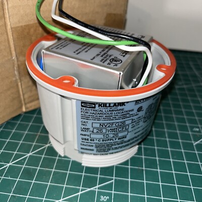 NEW IN BOX - Hubbell Killark NV2FG26 26 W 26W Fluorescent Body Fixture Compact