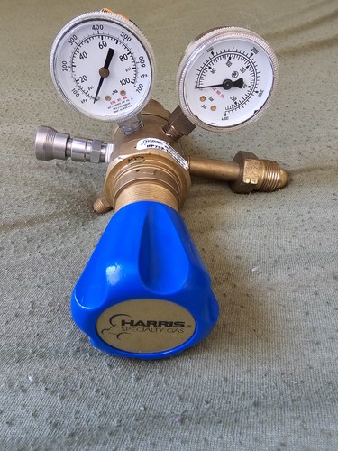 Harris Specialty Gas Two-Stage Gas Regulator HP722-125-590-C CGA-590 Works Great