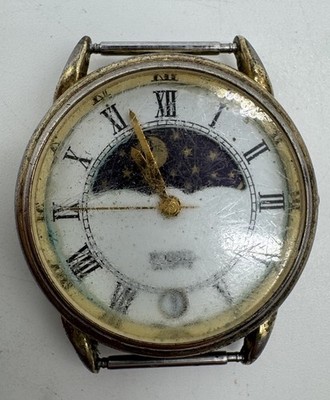 VTG Fossil World Watch 33mm Moon Phase Date Hong Kong 90s Two Tone FOR PARTS