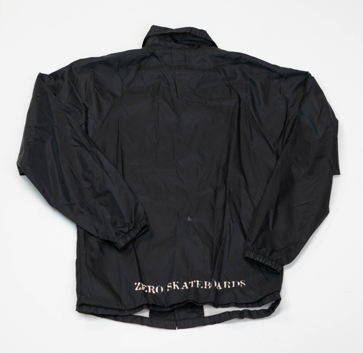 Vintage Zero Skateboards Windbreaker Jacket Adult Size Small Vintage Zero Skateboards Windbreaker Jacket Adult Size Small