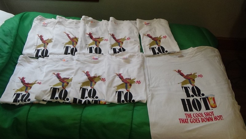 TEN   T.Q. HOT Men's White T-shirts size XL" The Cool Shot That Goes Down Hot! "
