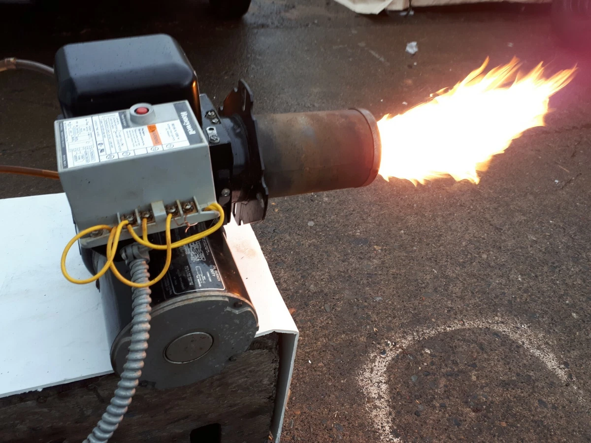 Beckett RWB Oil Furnace Burner u0026#034;Au0026#034;, u0026#034;AFu0026#034; Series, 6  1/2u0026#039;u0026#039; Air Tube New Nozzle | eBay