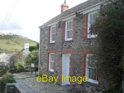 Photo 6x4 Doc Martin's surgery Port Isaac This cottage was used as the ou c2007