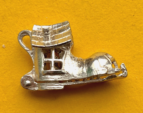 Charme Vintage Argent Sterling 925 - Vieille Femme Dans Une Chaussure - 2,5 G, 2 Cm - Occasion