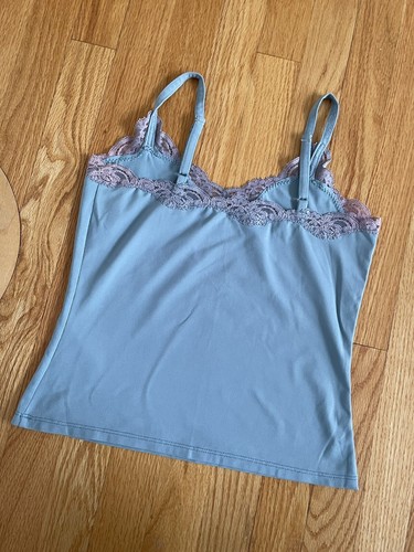 Women’s Lace Top Camisole - XS - Picture 3 of 3