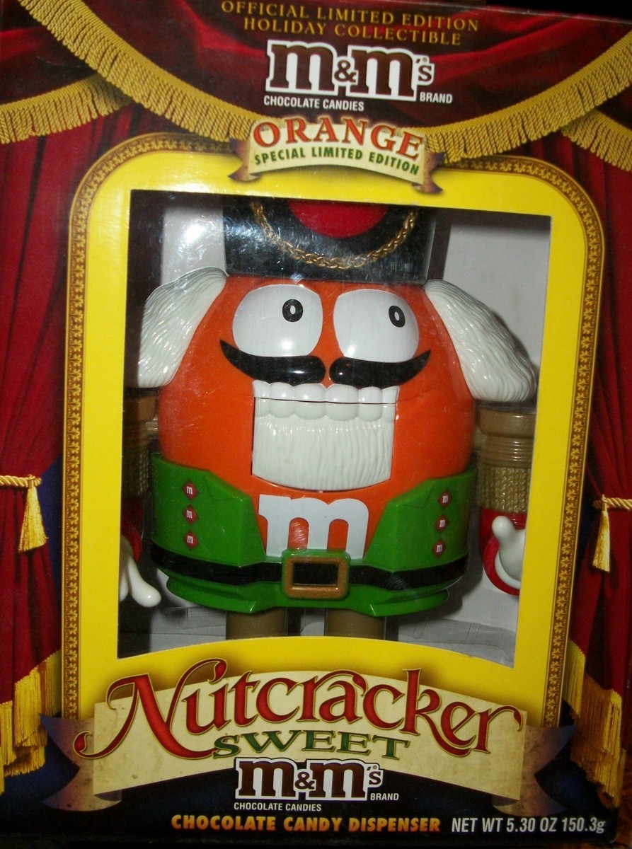 M&M Nutcracker Candy Dispenser ディスペンサー Amazon.com: M&M Limited Edition Holiday Dispenser