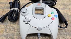Sega Dreamcast System White Console Bundle with Controller