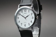 Vtg.1997 N MINT SEIKO ALBA V501-6K80 Round 33mm Quartz Men's Watch From JAPAN