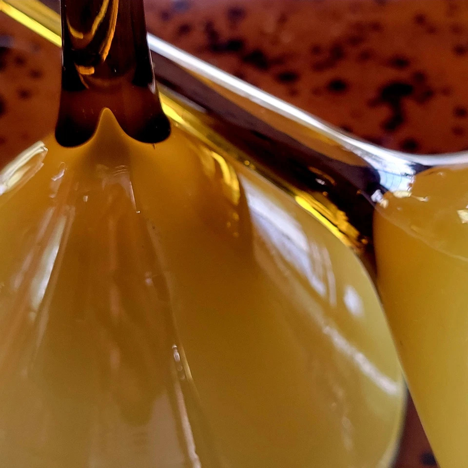 2 copas de cóctel Martini sopladas a mano ámbar blanco lechoso MCM 7,5" ¡Bonitas!! Foto 4 de 4