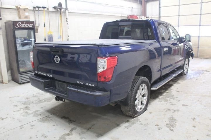 Gator Soft Folding Tonneau Cover For 2019 Titan XD Crew Cab 2326902 - Image 4 of 4