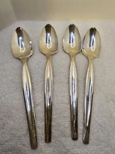 Grapefruit TeaSpoons  WM. ROGERS MFG. CO LOT OF 4