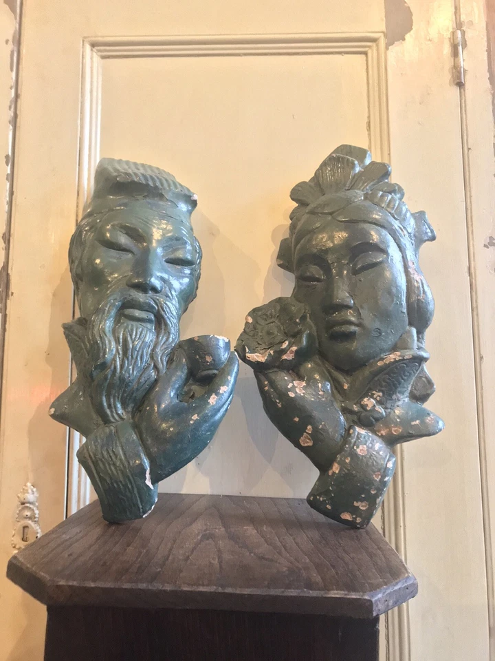 Par de máscaras de jardim oriental de pedra reconstituída meados do século XX gueixa - Imagem 4 de 4