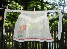 Vintage 60's White Ruffled Illusion Fancy Hostess Apron 8" Red Daisy Design