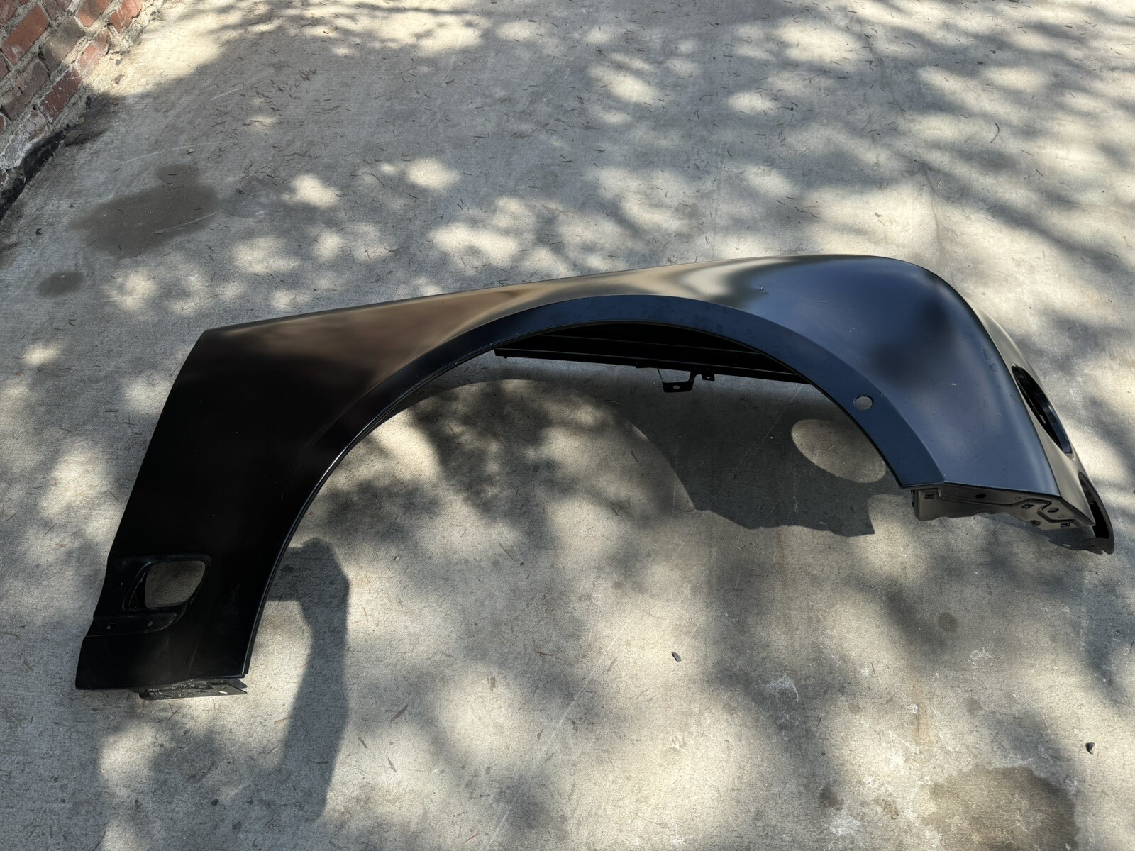 11-16 Bentley Mulsanne Right Side Fender OEM