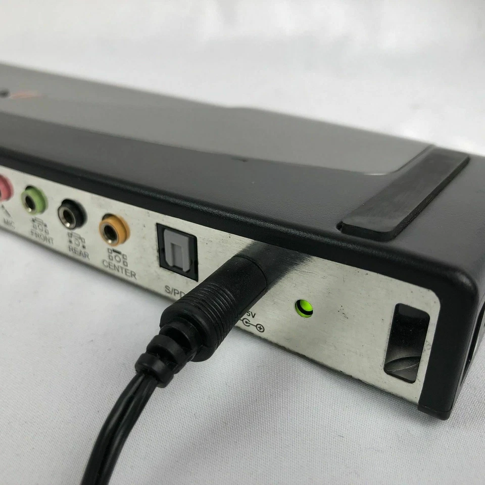 Estación de Acoplamiento para Notebook Targus ACP60US con Adaptador de CA Usada Buen Estado Foto 4 de 4