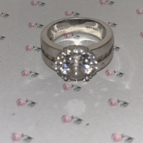 Estate 925 stamped Ring, Sterling Silver White Cubic Estate 925 stamped Ring, Sterling Silver White Cubic