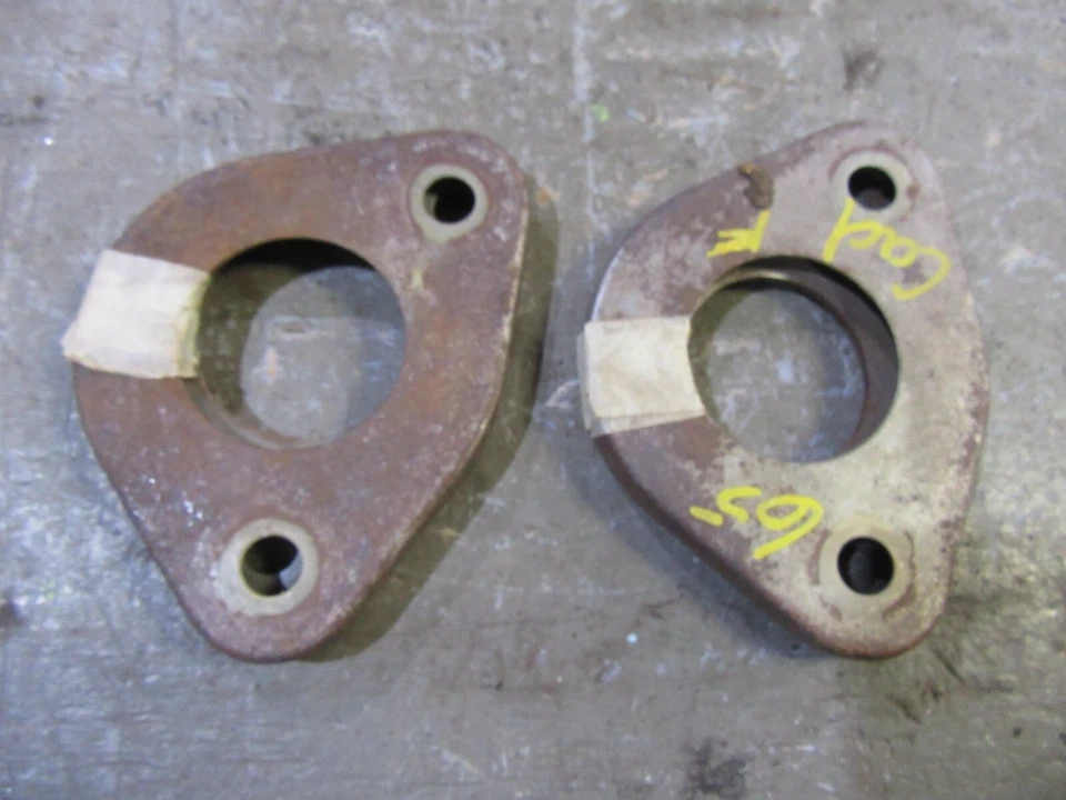 Cadillac Deville Fleetwood 1966 husillo delantero interior respaldo placas de montaje par Foto 2 de 2