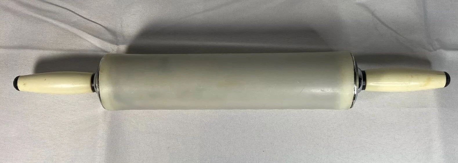 Vintage 1950'S Melamine Rolling Pin - White with Ivory and Black handles