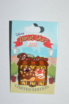 Disney Pin 128622 Donut Shop - Pin of the Month - Chip and Dale NEW