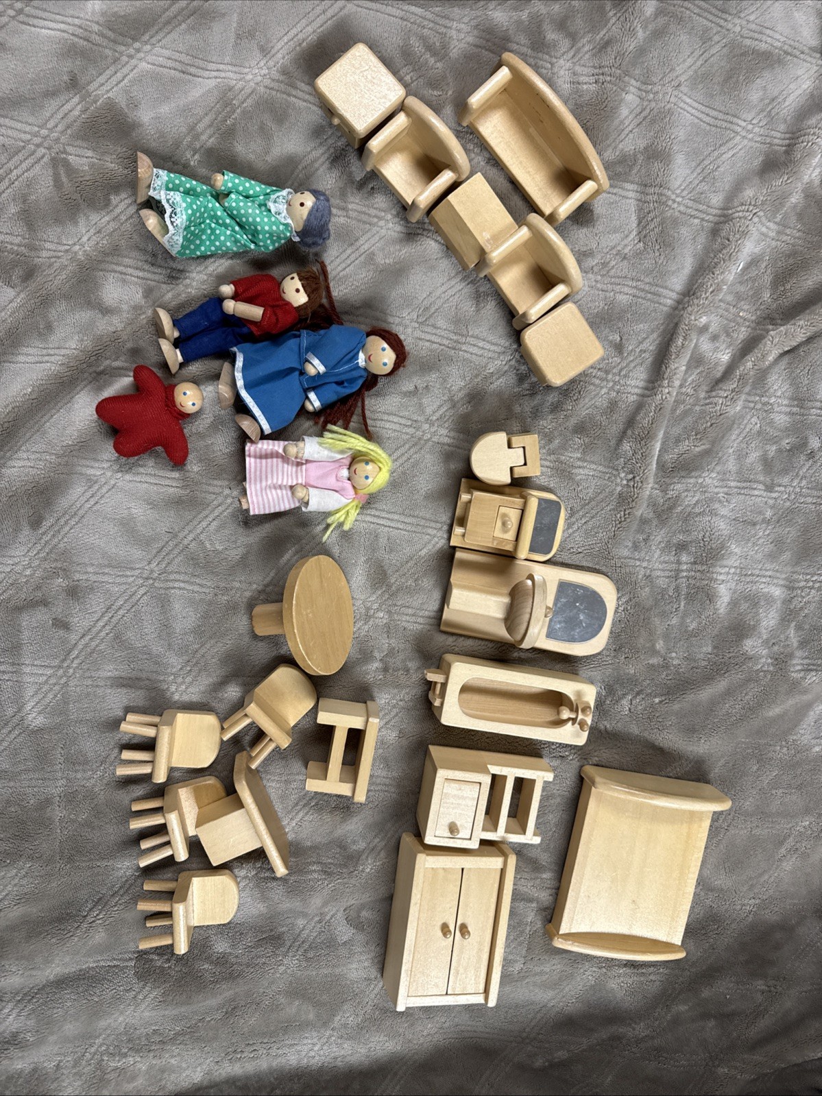 25 Pieces *please Read***