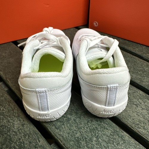 New Girls Nike Sideline IV White Cheerleading Sneakers Sz 12c-2Y 943789-100 - Picture 3 of 8