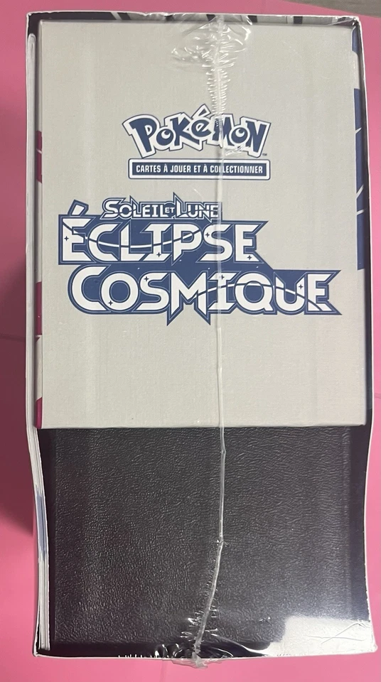 ETB Pokemon Éclipse Cosmique en Parfait État  - Photo 2/4