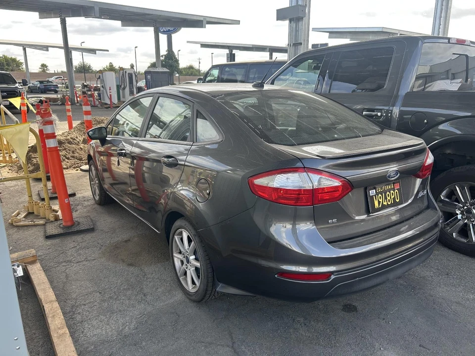 Used HVAC Blower Motor fits: 2016 Ford Fiesta  Grade A Foto 3 de 4